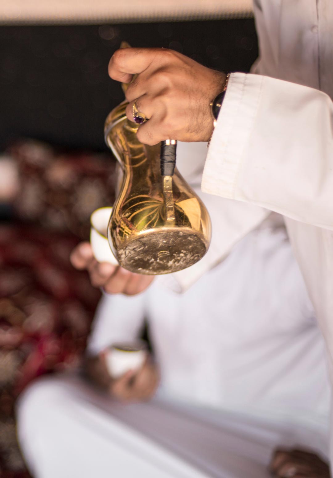 How to greet in Arabic